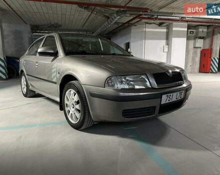 Сірий Шкода Октавія, об'ємом двигуна 1.6 л та пробігом 200 тис. км за 6900 $, фото 1 на Automoto.ua
