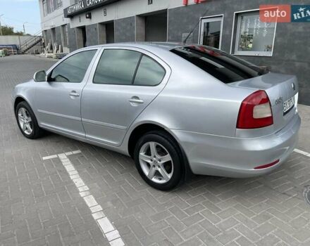 Сірий Шкода Октавія, об'ємом двигуна 1.6 л та пробігом 150 тис. км за 6800 $, фото 6 на Automoto.ua