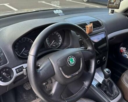 Серый Шкода Октавия, объемом двигателя 1.9 л и пробегом 211 тыс. км за 9500 $, фото 13 на Automoto.ua