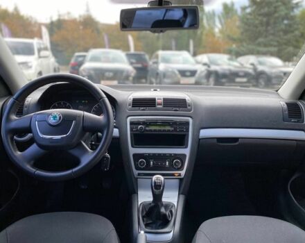 Серый Шкода Октавия, объемом двигателя 1.4 л и пробегом 218 тыс. км за 7100 $, фото 12 на Automoto.ua