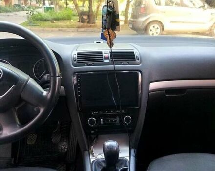 Шкода Октавия 2010 в Николаеве на Automoto.ua Серый Шкода Октавия, объемом двигателя 1.8 л и пробегом 284 тыс. км за 7200 $, фото 1 на Automoto.ua