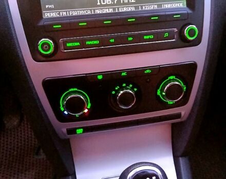 Серый Шкода Октавия, объемом двигателя 1.6 л и пробегом 180 тыс. км за 8600 $, фото 8 на Automoto.ua