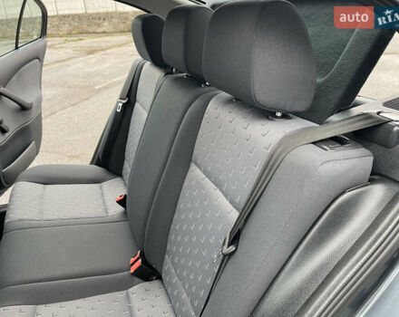 Серый Шкода Октавия, объемом двигателя 1.6 л и пробегом 150 тыс. км за 7500 $, фото 70 на Automoto.ua