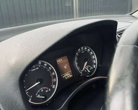 Сірий Шкода Октавія, об'ємом двигуна 1.6 л та пробігом 317 тис. км за 8499 $, фото 4 на Automoto.ua