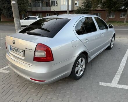 Шкода Октавия 2010 в Хмельницком на Automoto.ua Серый Шкода Октавия, объемом двигателя 1.6 л и пробегом 262 тыс. км за 7700 $, фото 3 на Automoto.ua