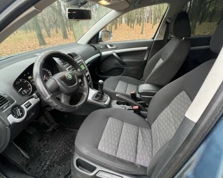 Серый Шкода Октавия, объемом двигателя 1.8 л и пробегом 204 тыс. км за 7500 $, фото 9 на Automoto.ua