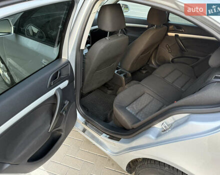 Серый Шкода Октавия, объемом двигателя 1.6 л и пробегом 262 тыс. км за 7600 $, фото 6 на Automoto.ua