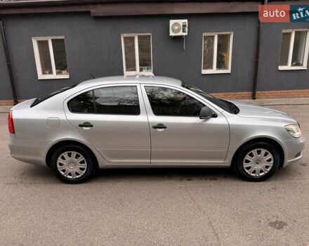 Серый Шкода Октавия, объемом двигателя 1.4 л и пробегом 219 тыс. км за 7400 $, фото 7 на Automoto.ua