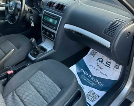 Шкода Октавия 2010 в Кривом Роге на Automoto.ua Серый Шкода Октавия, объемом двигателя 1.6 л и пробегом 237 тыс. км за 7800 $, фото 10 на Automoto.ua