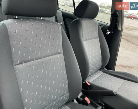 Серый Шкода Октавия, объемом двигателя 1.6 л и пробегом 150 тыс. км за 7500 $, фото 55 на Automoto.ua