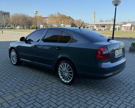 Серый Шкода Октавия, объемом двигателя 1.6 л и пробегом 315 тыс. км за 7800 $, фото 1 на Automoto.ua