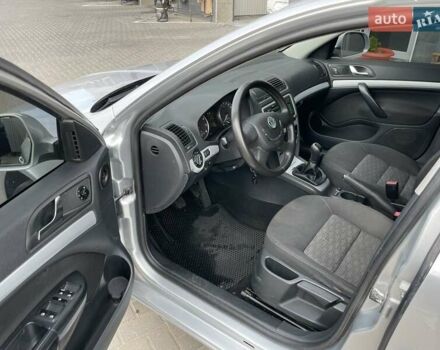 Сірий Шкода Октавія, об'ємом двигуна 1.6 л та пробігом 150 тис. км за 6800 $, фото 9 на Automoto.ua