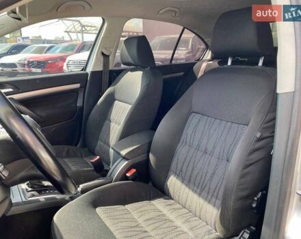 Серый Шкода Октавия, объемом двигателя 1.8 л и пробегом 251 тыс. км за 8000 $, фото 19 на Automoto.ua