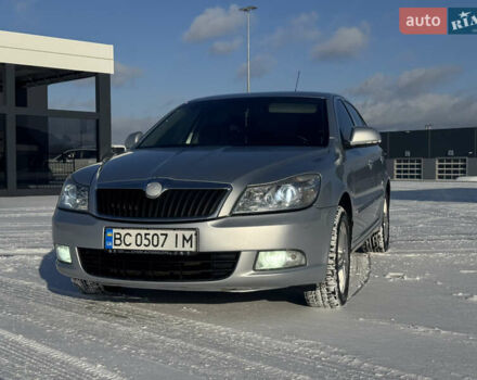 Серый Шкода Октавия, объемом двигателя 1.97 л и пробегом 300 тыс. км за 8000 $, фото 1 на Automoto.ua