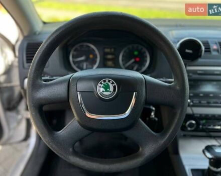 Серый Шкода Октавия, объемом двигателя 1.8 л и пробегом 276 тыс. км за 7700 $, фото 9 на Automoto.ua