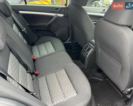 Серый Шкода Октавия, объемом двигателя 1.8 л и пробегом 180 тыс. км за 7500 $, фото 6 на Automoto.ua