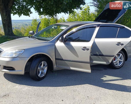 Сірий Шкода Октавія, об'ємом двигуна 1.6 л та пробігом 265 тис. км за 7100 $, фото 54 на Automoto.ua