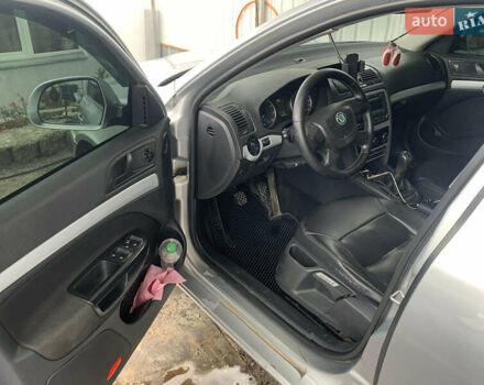 Сірий Шкода Октавія, об'ємом двигуна 1.6 л та пробігом 288 тис. км за 6200 $, фото 7 на Automoto.ua