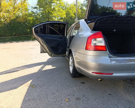 Сірий Шкода Октавія, об'ємом двигуна 1.6 л та пробігом 265 тис. км за 7100 $, фото 48 на Automoto.ua