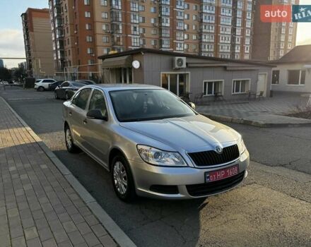 Серый Шкода Октавия, объемом двигателя 1.4 л и пробегом 220 тыс. км за 7300 $, фото 3 на Automoto.ua