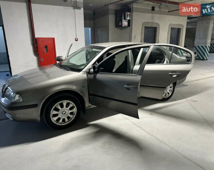 Сірий Шкода Октавія, об'ємом двигуна 1.6 л та пробігом 200 тис. км за 6900 $, фото 7 на Automoto.ua