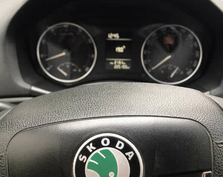Сірий Шкода Октавія, об'ємом двигуна 1.2 л та пробігом 269 тис. км за 7500 $, фото 4 на Automoto.ua