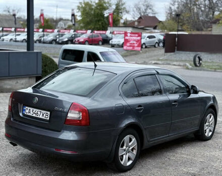Шкода Октавія 2010 у Смеле на Automoto.ua Сірий Шкода Октавія, об'ємом двигуна 1.8 л та пробігом 238 тис. км за 7800 $, фото 5 на Automoto.ua