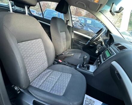 Шкода Октавия 2010 в Кривом Роге на Automoto.ua Серый Шкода Октавия, объемом двигателя 1.6 л и пробегом 237 тыс. км за 7800 $, фото 9 на Automoto.ua