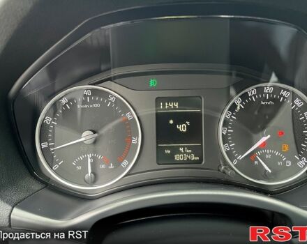 Серый Шкода Октавия, объемом двигателя 1.8 л и пробегом 180 тыс. км за 7500 $, фото 9 на Automoto.ua