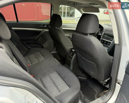 Серый Шкода Октавия, объемом двигателя 1.8 л и пробегом 190 тыс. км за 7100 $, фото 19 на Automoto.ua