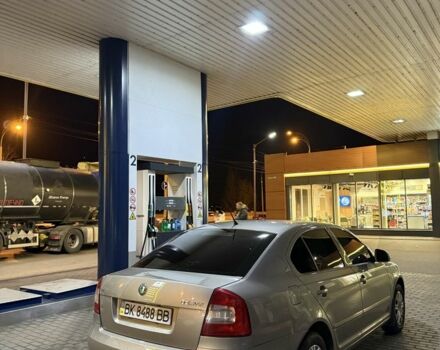 Сірий Шкода Октавія, об'ємом двигуна 1.6 л та пробігом 262 тис. км за 4500 $, фото 3 на Automoto.ua