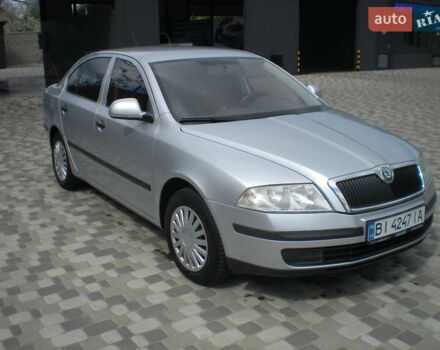 Шкода Октавия 2011 в Гадяче на Automoto.ua Серый Шкода Октавия, объемом двигателя 1.6 л и пробегом 258 тыс. км за 7500 $, фото 1 на Automoto.ua