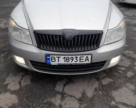 Сірий Шкода Октавія, об'ємом двигуна 1.8 л та пробігом 450 тис. км за 8000 $, фото 10 на Automoto.ua