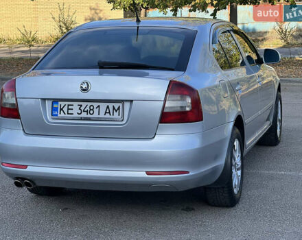 Серый Шкода Октавия, объемом двигателя 1.8 л и пробегом 215 тыс. км за 7100 $, фото 2 на Automoto.ua