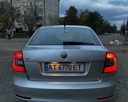 Шкода Октавия 2011 в Надворной на Automoto.ua Серый Шкода Октавия, объемом двигателя 1.6 л и пробегом 202 тыс. км за 6950 $, фото 13 на Automoto.ua