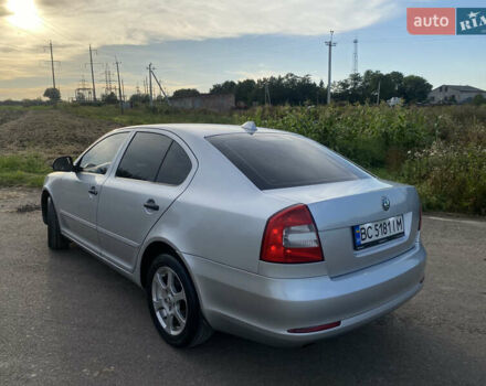 Сірий Шкода Октавія, об'ємом двигуна 1.6 л та пробігом 287 тис. км за 7500 $, фото 6 на Automoto.ua