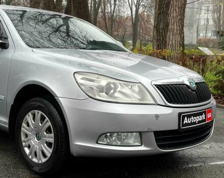 Сірий Шкода Октавія, об'ємом двигуна 1.6 л та пробігом 226 тис. км за 6990 $, фото 4 на Automoto.ua