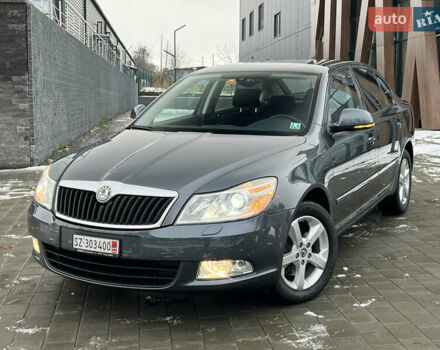 Серый Шкода Октавия, объемом двигателя 1.8 л и пробегом 212 тыс. км за 9333 $, фото 1 на Automoto.ua