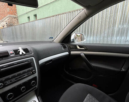 Сірий Шкода Октавія, об'ємом двигуна 1.6 л та пробігом 327 тис. км за 6799 $, фото 14 на Automoto.ua