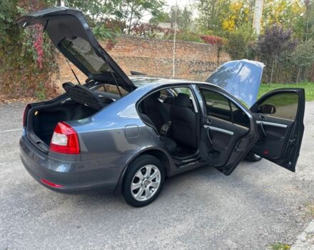 Серый Шкода Октавия, объемом двигателя 1.8 л и пробегом 180 тыс. км за 7100 $, фото 7 на Automoto.ua