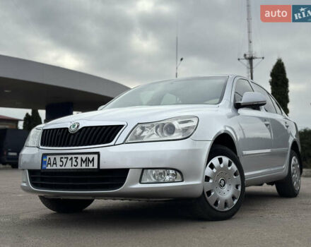 Серый Шкода Октавия, объемом двигателя 1.8 л и пробегом 166 тыс. км за 7300 $, фото 2 на Automoto.ua