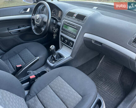 Сірий Шкода Октавія, об'ємом двигуна 1.8 л та пробігом 215 тис. км за 6350 $, фото 9 на Automoto.ua