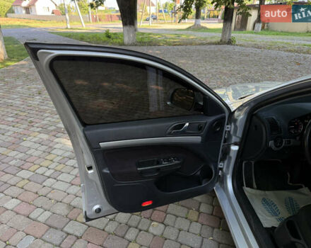 Сірий Шкода Октавія, об'ємом двигуна 2 л та пробігом 254 тис. км за 8400 $, фото 46 на Automoto.ua