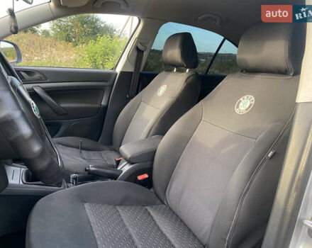 Сірий Шкода Октавія, об'ємом двигуна 1.6 л та пробігом 287 тис. км за 7500 $, фото 9 на Automoto.ua