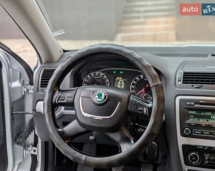 Серый Шкода Октавия, объемом двигателя 1.6 л и пробегом 306 тыс. км за 7850 $, фото 61 на Automoto.ua