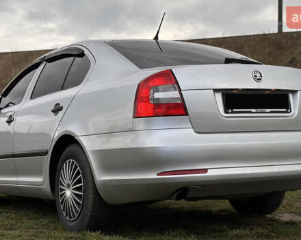 Сірий Шкода Октавія, об'ємом двигуна 1.6 л та пробігом 202 тис. км за 7700 $, фото 4 на Automoto.ua