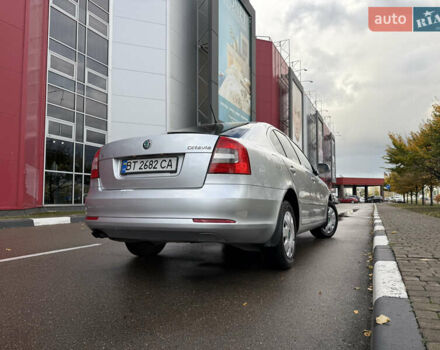 Сірий Шкода Октавія, об'ємом двигуна 1.8 л та пробігом 190 тис. км за 7200 $, фото 11 на Automoto.ua