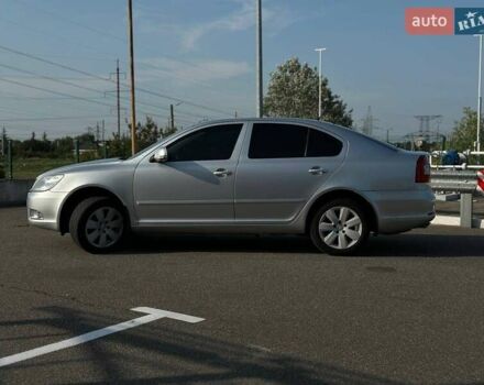 Сірий Шкода Октавія, об'ємом двигуна 1.8 л та пробігом 265 тис. км за 7200 $, фото 7 на Automoto.ua