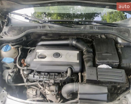 Сірий Шкода Октавія, об'ємом двигуна 1.8 л та пробігом 345 тис. км за 7600 $, фото 17 на Automoto.ua