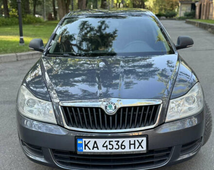 Серый Шкода Октавия, объемом двигателя 1.6 л и пробегом 237 тыс. км за 8300 $, фото 3 на Automoto.ua
